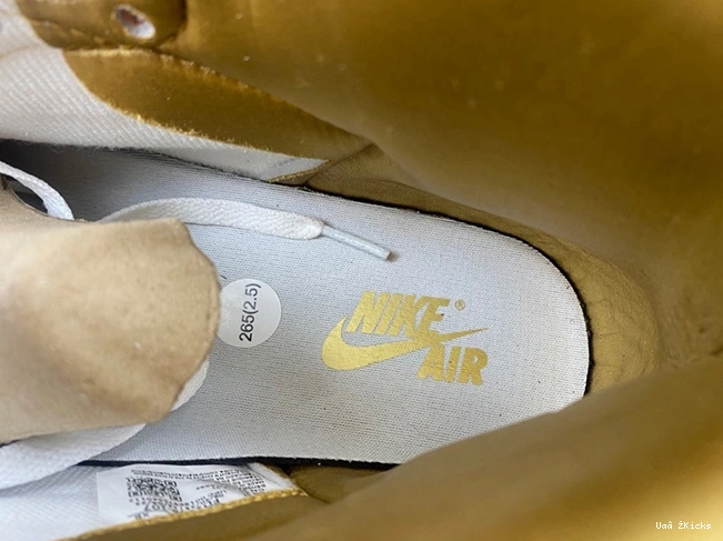 1 Jordan FD2596-107 High Retro Metallic Cozy  58 (Women's) Gold OG 1020